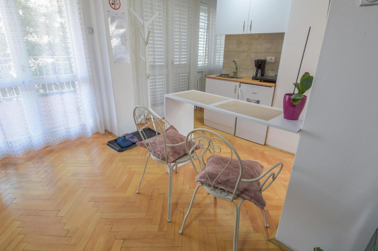 White House With Sauna And Jacuzzi Novi Sad Luaran gambar